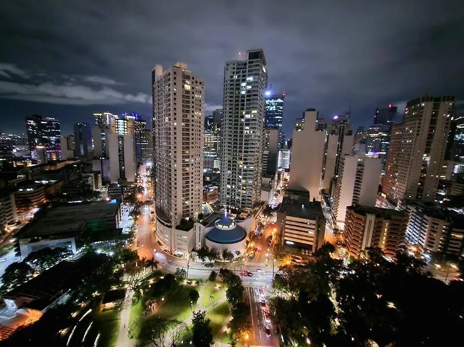 Cosy Kl Tower With Parkview Balcony, Pool, Gym, Sauna Near Greenbelt 100Mbps Manila 0*,  Philippines