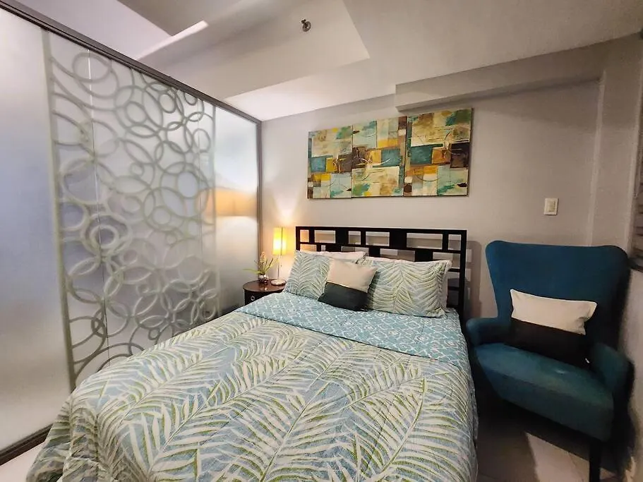 Cosy Kl Tower With Parkview Balcony, Pool, Gym, Sauna Near Greenbelt 100Mbps Manila 0*,  Philippines